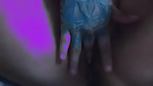 Yalnız orta yaşlı seksi kadın