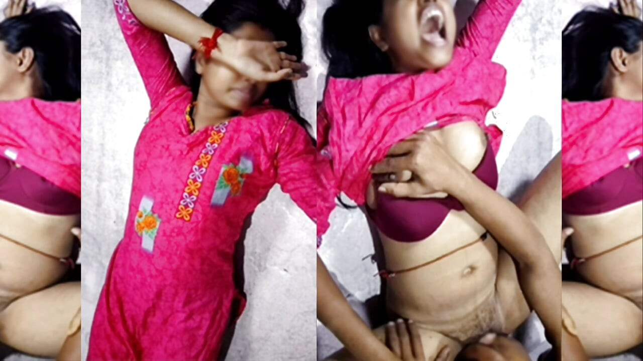Desi beautiful teen girl tight pussy Romance xxx video , beautiful village teen girl Homemade video