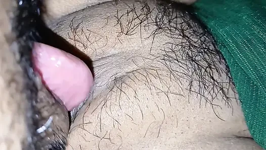 Bhabhi ki choot ko chata aj