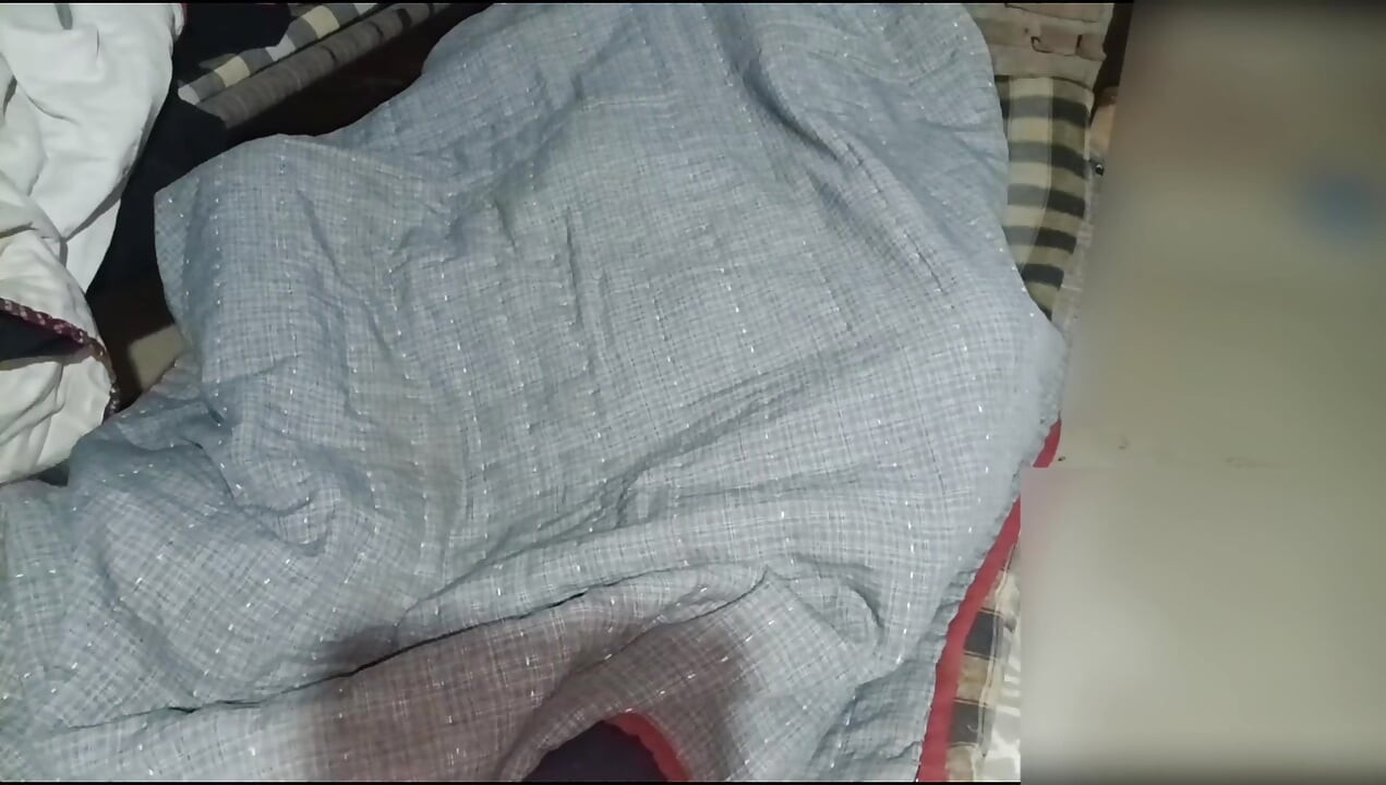 Bhabhi ko devar ne first time raat ko akele me chudai ki full time chudai ki indian desi village desi bhabhi