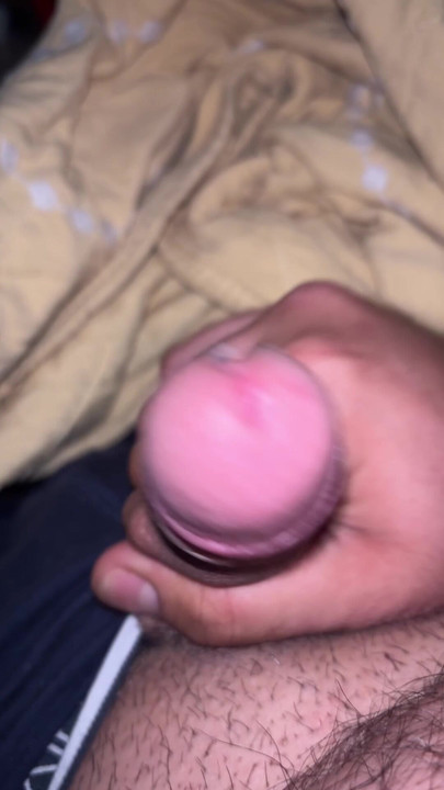 お尻を触って