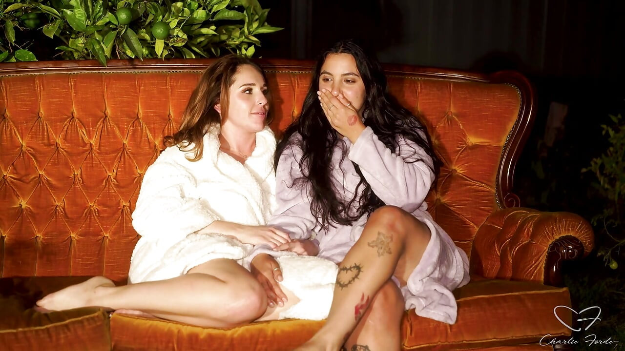 Intervju: One Night Stands och Pissar med Nova Hawthorne, Arcadia