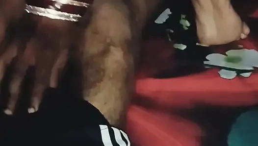Üvey erkek kardeşim odamda seks ve elle muamele xxx desi hintli