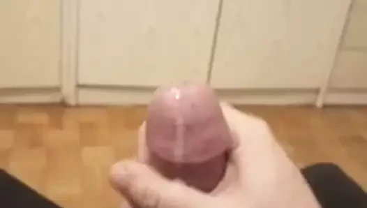 Nik masturbasyon yapıyor ve benim için başka bir cum yük vuruyor