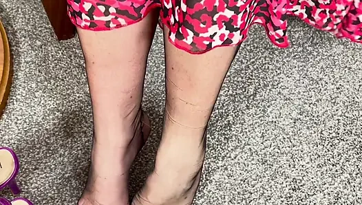 Tante sandra pakai korsetnya setiap hari