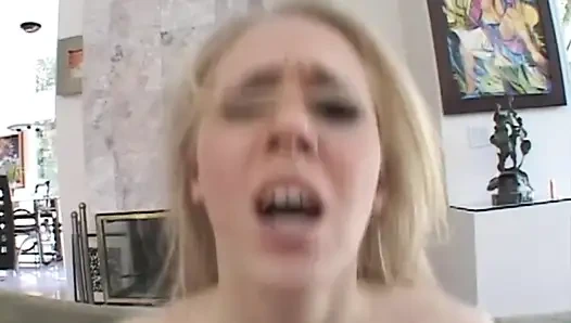 Лесбийское безумие со страпоном