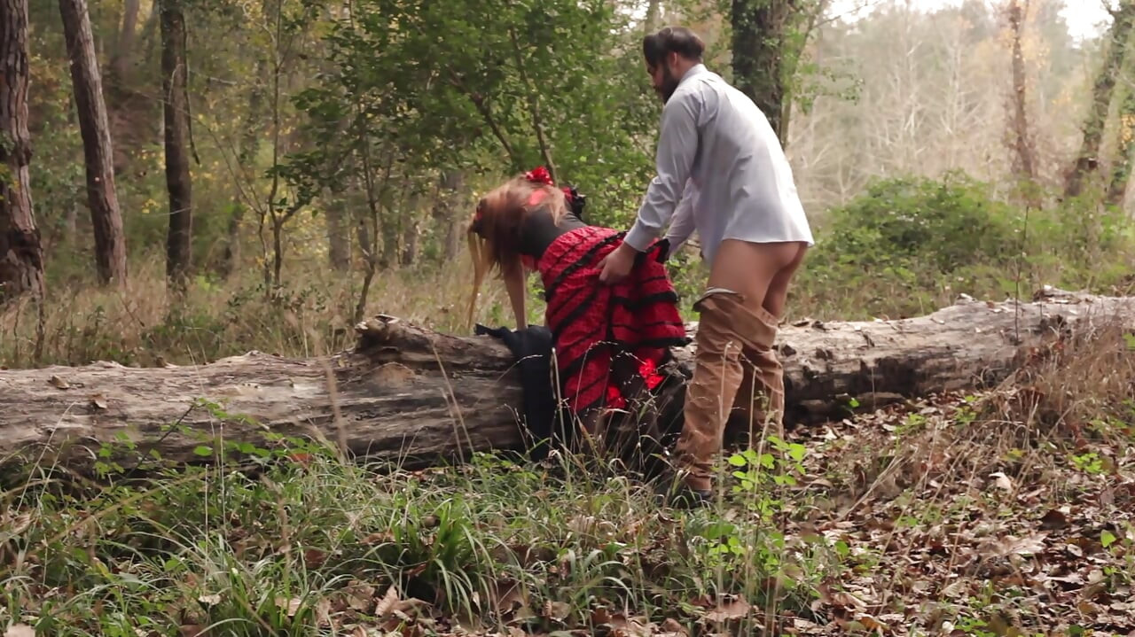 Polka Dot Skirt Babe Fucked Hard in Forest