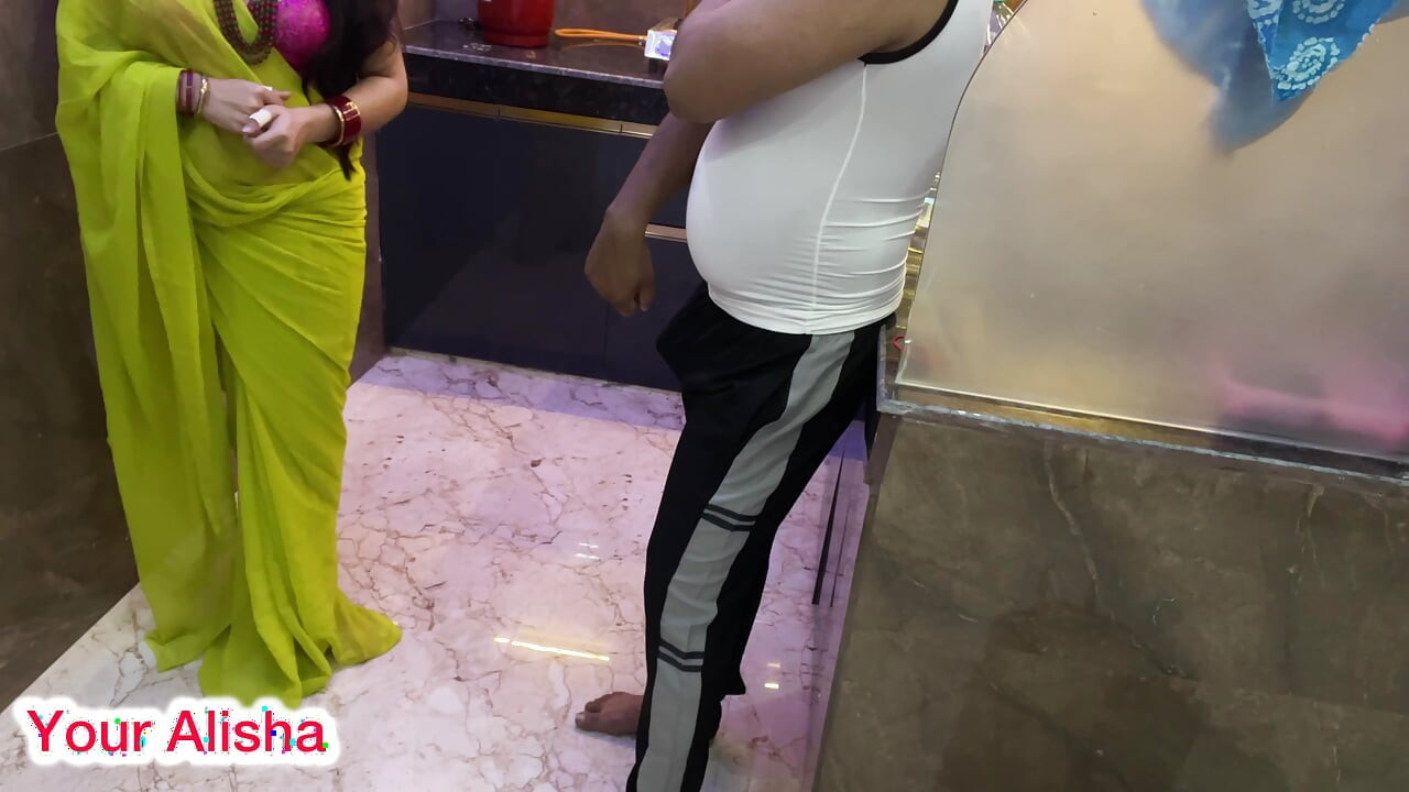 Η Alisha Bhabhi γαμήθηκε με τον Water Boi!!