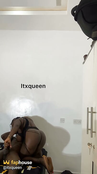 Pato ve Itxqueen sahne arkasında