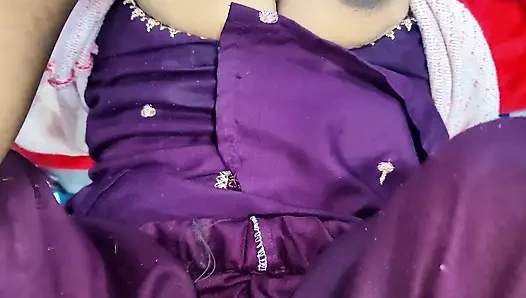 Indischer Stiefbruder Fickte Mich Zu Hause, Echtes Desi-video