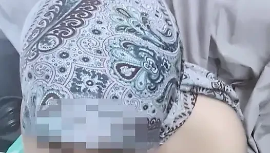 Asian Hijab Girl Need to Buy A New Glasses So She Give Her Boyfriend A Blowjob - Minokiiko