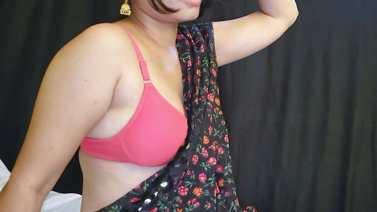 Schwagerin dirtytalk sex mit ihrem bhabhi Hindi spricht deber, fickt bhabhi