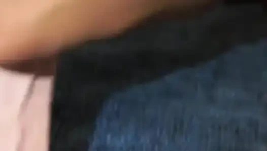 Sürtük Büyük Yarakları Ve Dölü Seviyor