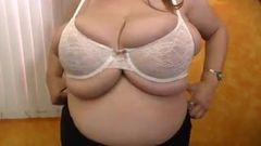 Big Boobs in a Baby Bra