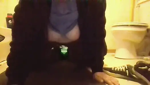 Засвети сиську киски, и тебе нравится моя большая задница