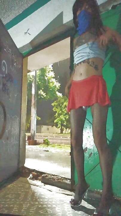 Sexy Latin Shemale Showing Off On The Street