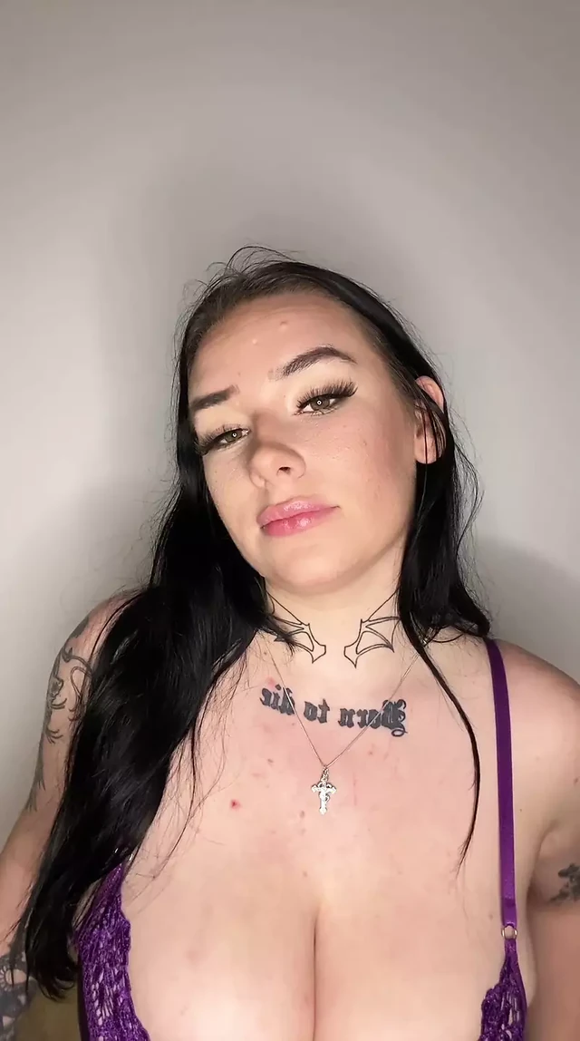 British teen talks dirty in her new lingerie