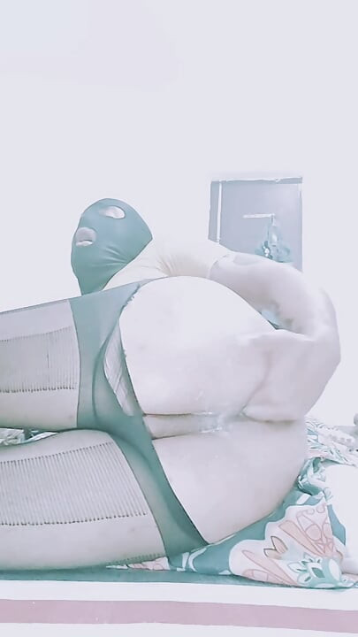 Huge Dildo Anal Gape – Watching My Hole Stretch & Open Wide