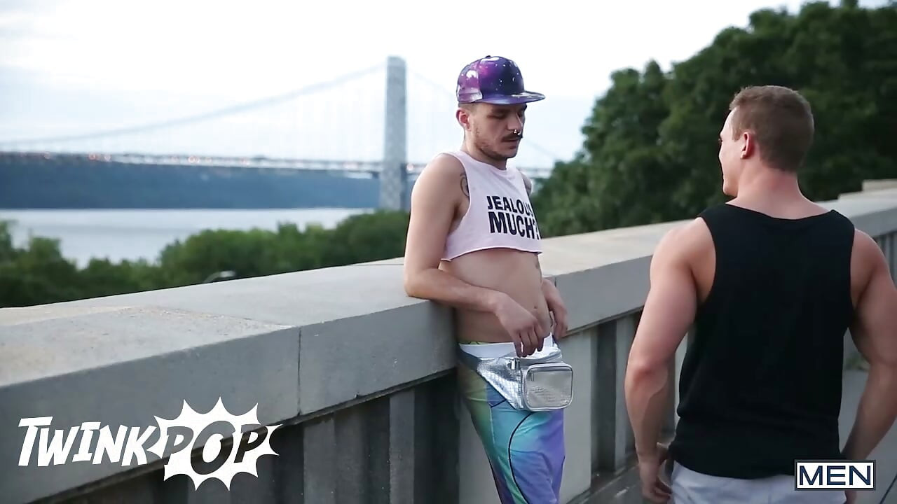 TWINKPOP - Tommy Regan Wins First Turn As Gorgeous Charlie Pattinson Brings Nerdy Dreams To Life