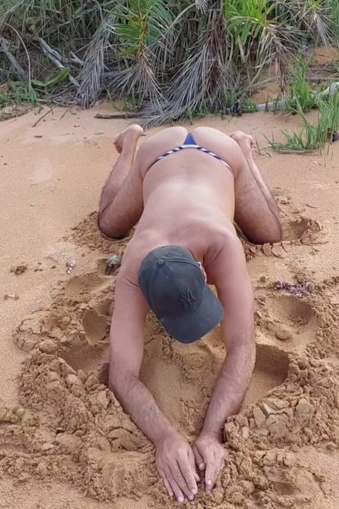 Ladysilva ba beach on all fours wearing bikini that horny ass