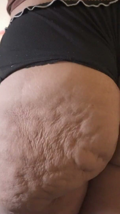 BIG BOOTY PHAT ASS ANAL QUEEN SHAKING THAT ASS | Clip 2