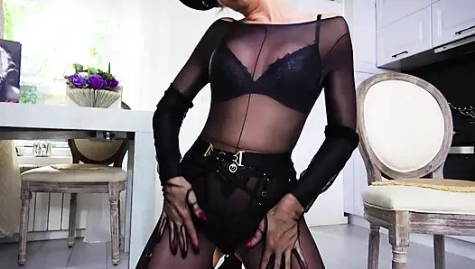 boşalma kadın egemenliği oyunları