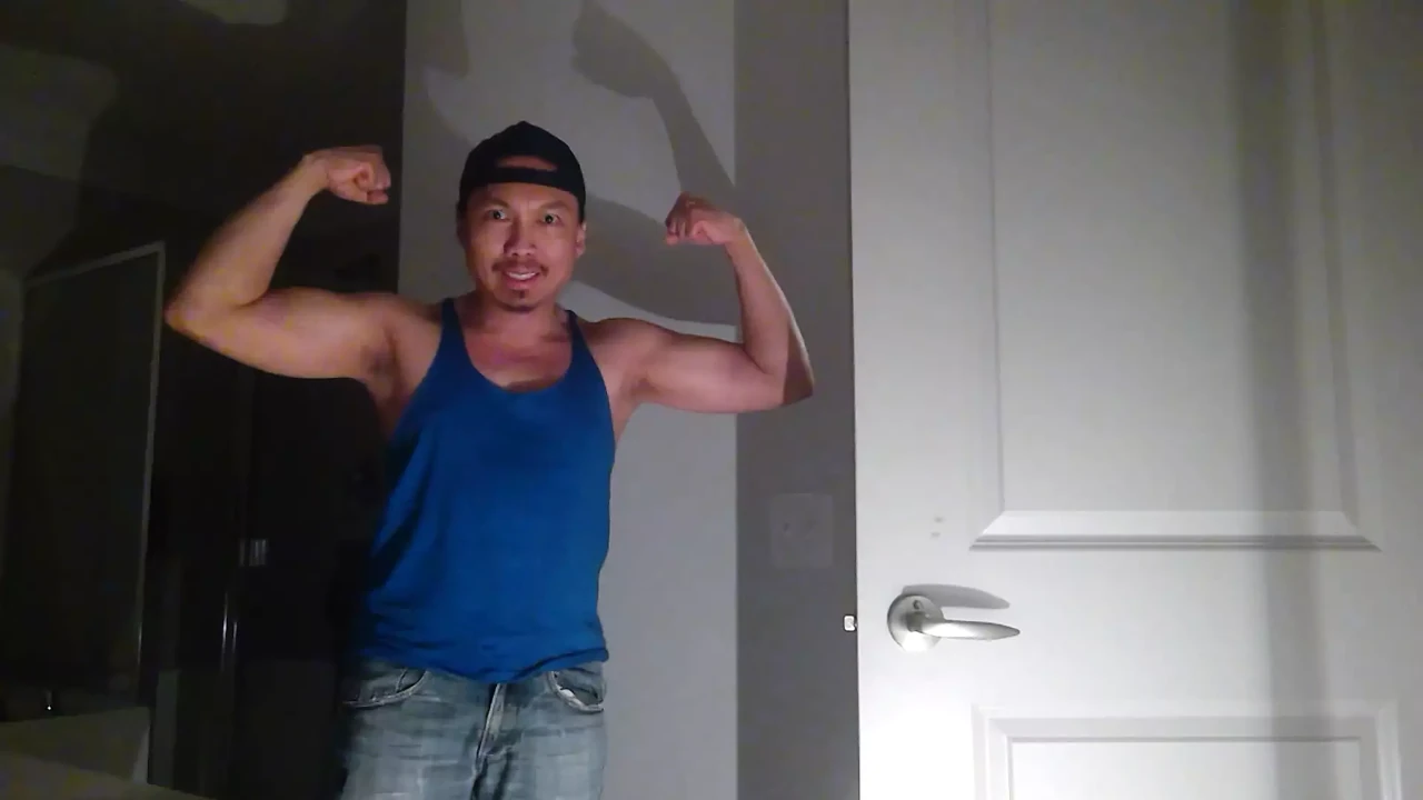 Flexing And Posing!