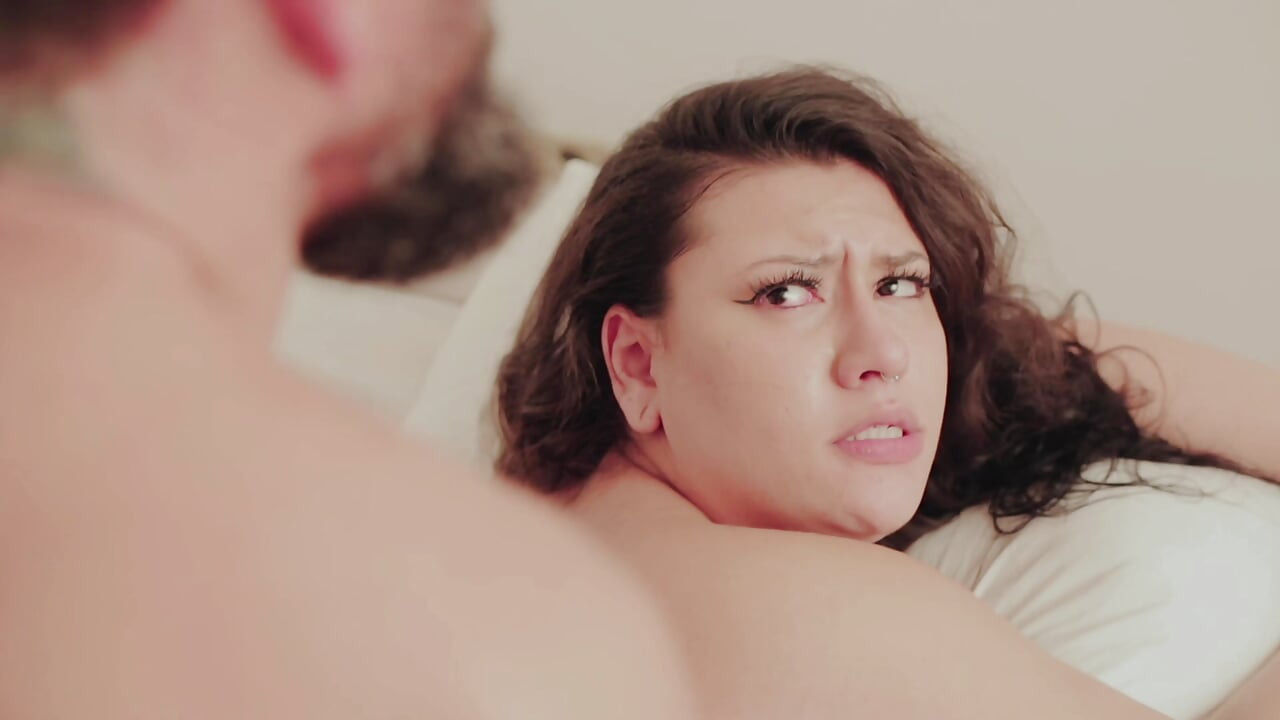 Agatha Ludovino Ist Eine Freche BBW, Die Es Liebt, Meinen Schwanz Zu Lutschen.