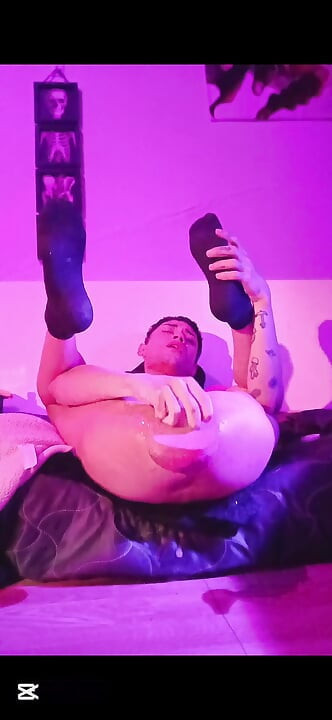 مؤخرتي لا تشبع