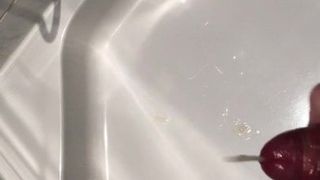Сперма в ванной