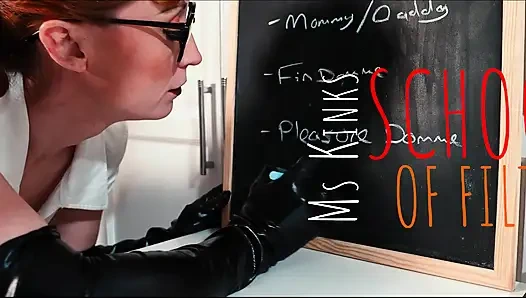 Nyonya Kinks Academy of Filth, dudukin muka dan ngentot