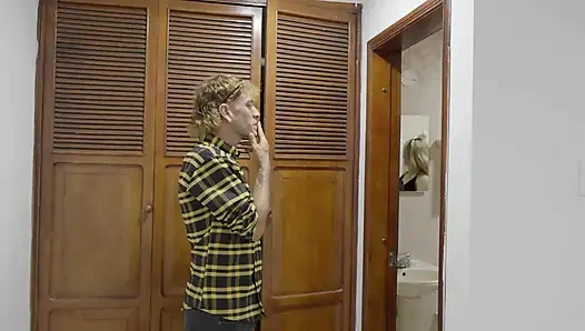 Verkäuferin Von Viennes-wurzeln Ternina Fickt Mich Und Leckt Meine Muschi