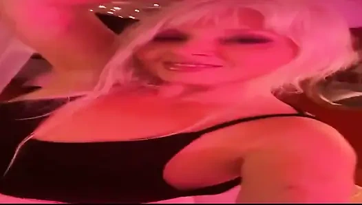 704088638501167105.mp4