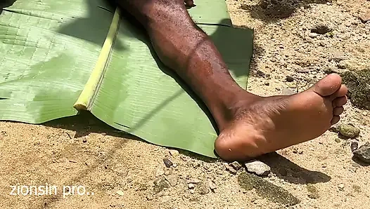 I Was so Horny That I Arrange a Backyard Fuck Date with My Landlords Stepdaughter in Our Backyard. It Turns Out so Smoothly.