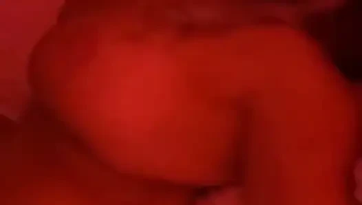 En tatlı rüyalar üvey anne ile yatağa hazırlanıyor