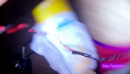 Üvey kız kardeşim Susy onu sikmeme izin veriyor ateşli amcıklı çok seksi bir latin