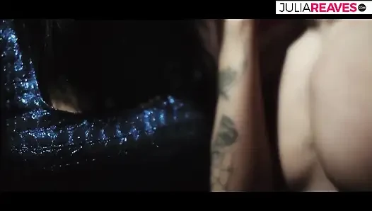 Horny Girl Gets Licked Until Orgasm