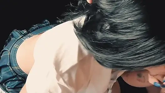 Я взяла друга к своей подруге дома