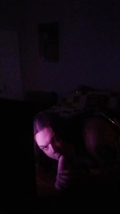 Analna zabava i vježbanje pušenja u ogledalu