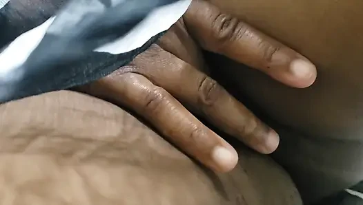 Sehr vey heiße behaarte muschi &solo amateur fingern