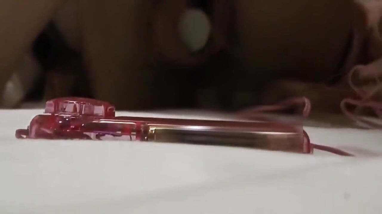 Masterbating na frente da câmera 2