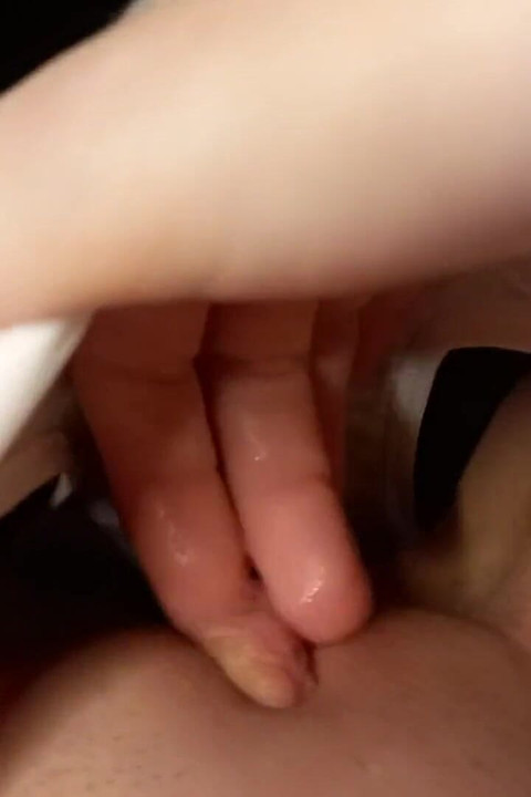 Masturbation unter einer körperbesamung