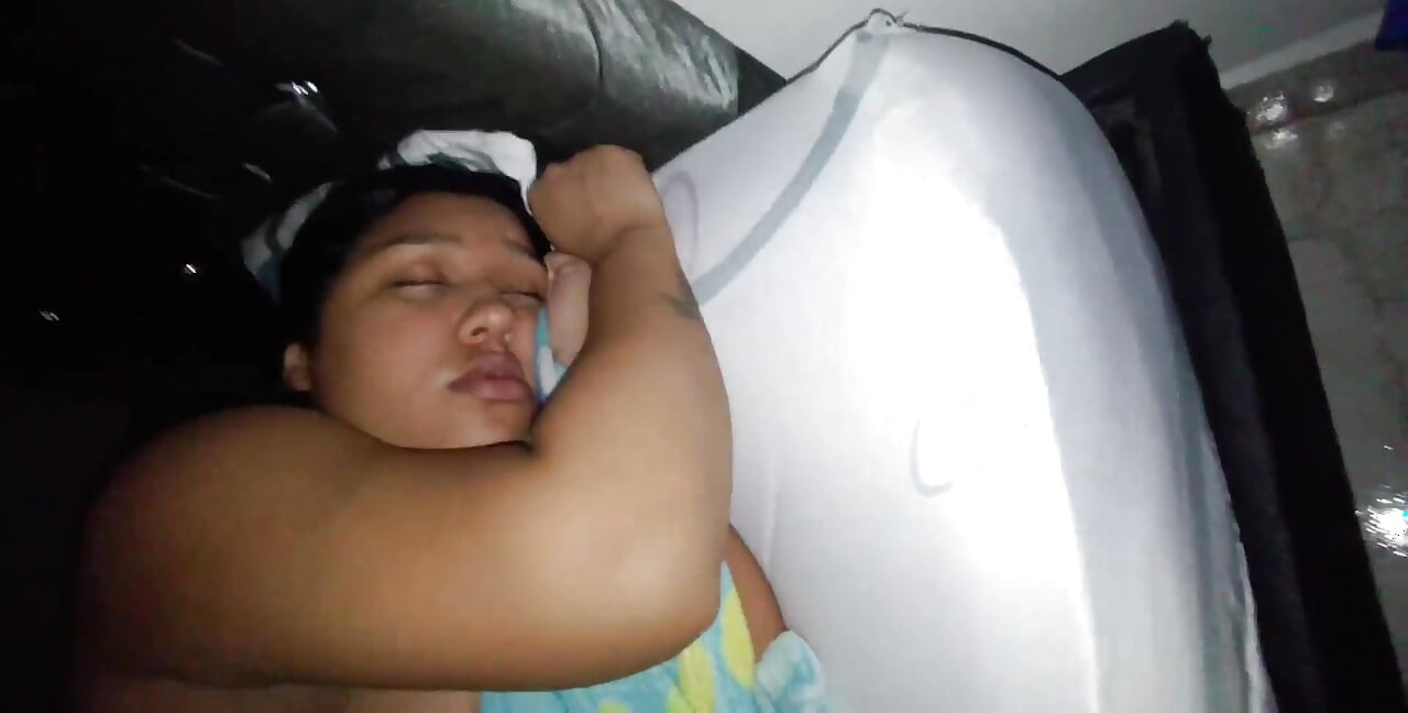 Fucking the Pregnant Mexican Keilimar Ready to Give Her Ass!!