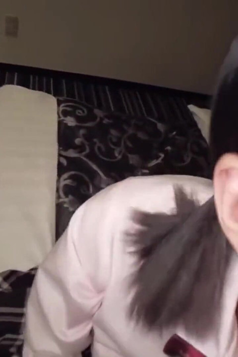 Ημερομηνία Cosplay. Ντροπαλό κορίτσι σε μια τολμηρή βόλτα σε εξωτερικό χώρο μέρος 5