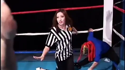 Midget wrestler gets fucked and rode by the brunette babe