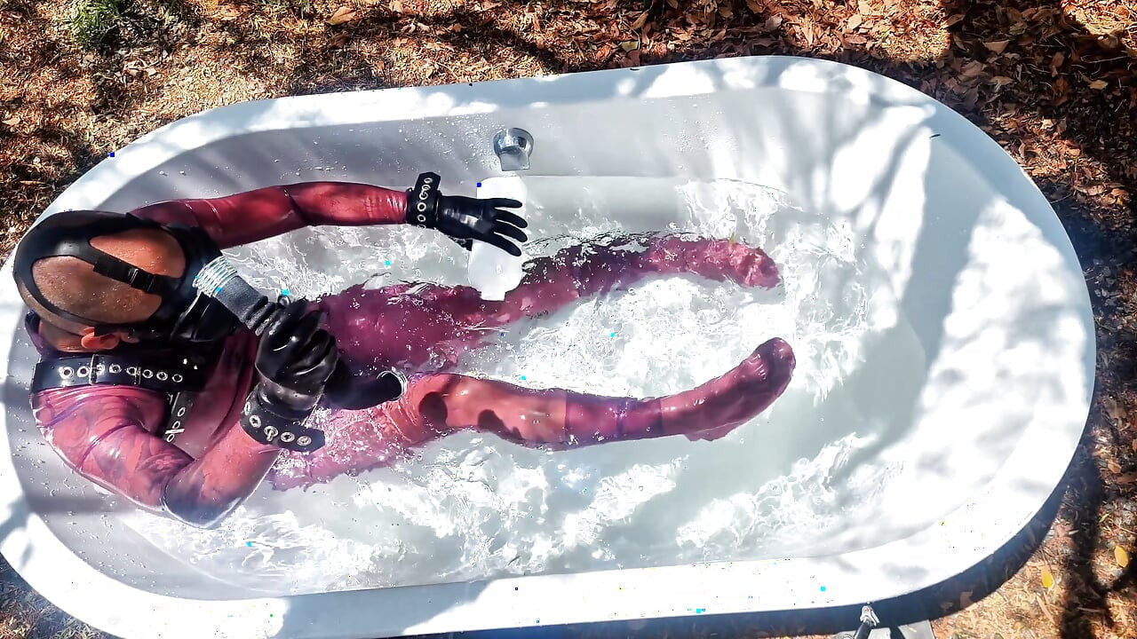Purple Drone Bath Play Session