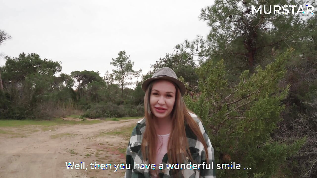 彼は警察を送り込んで、いいムルスターを捕まえないようにした