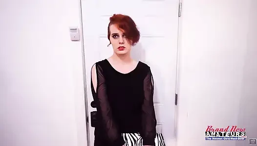 Tombul kızıl saçlı Marla özensiz gırtlağına kadar sakso açgözlü döl yutma!