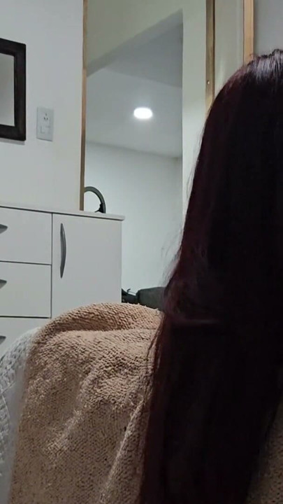 joven argentina paga el hospedaje con sexo | Klipp 2