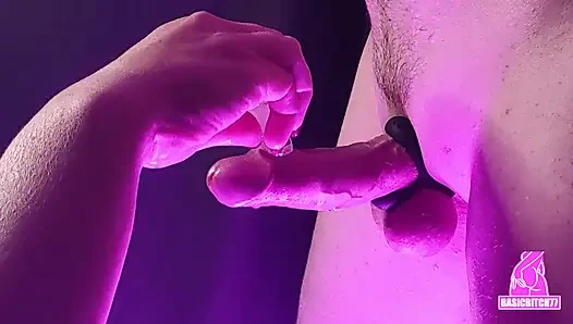 Sert boşalmadan önce buzla azdırıyor